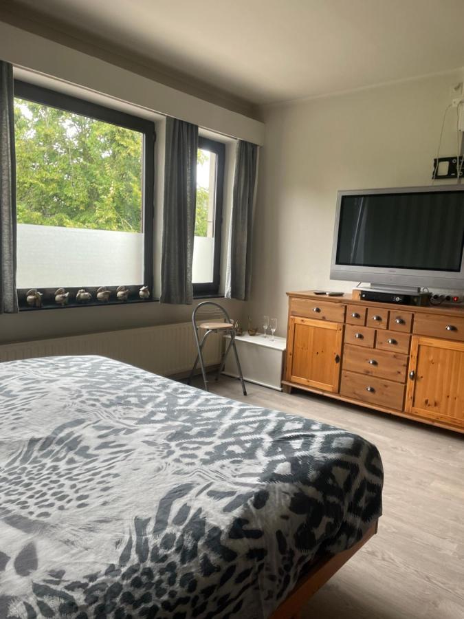 Homestay La Montagne Des Coeurs Eygenbilsen 外观 照片